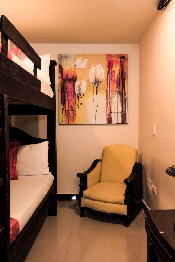 Hotel Plaza Garibaldi Caldas Luaran gambar