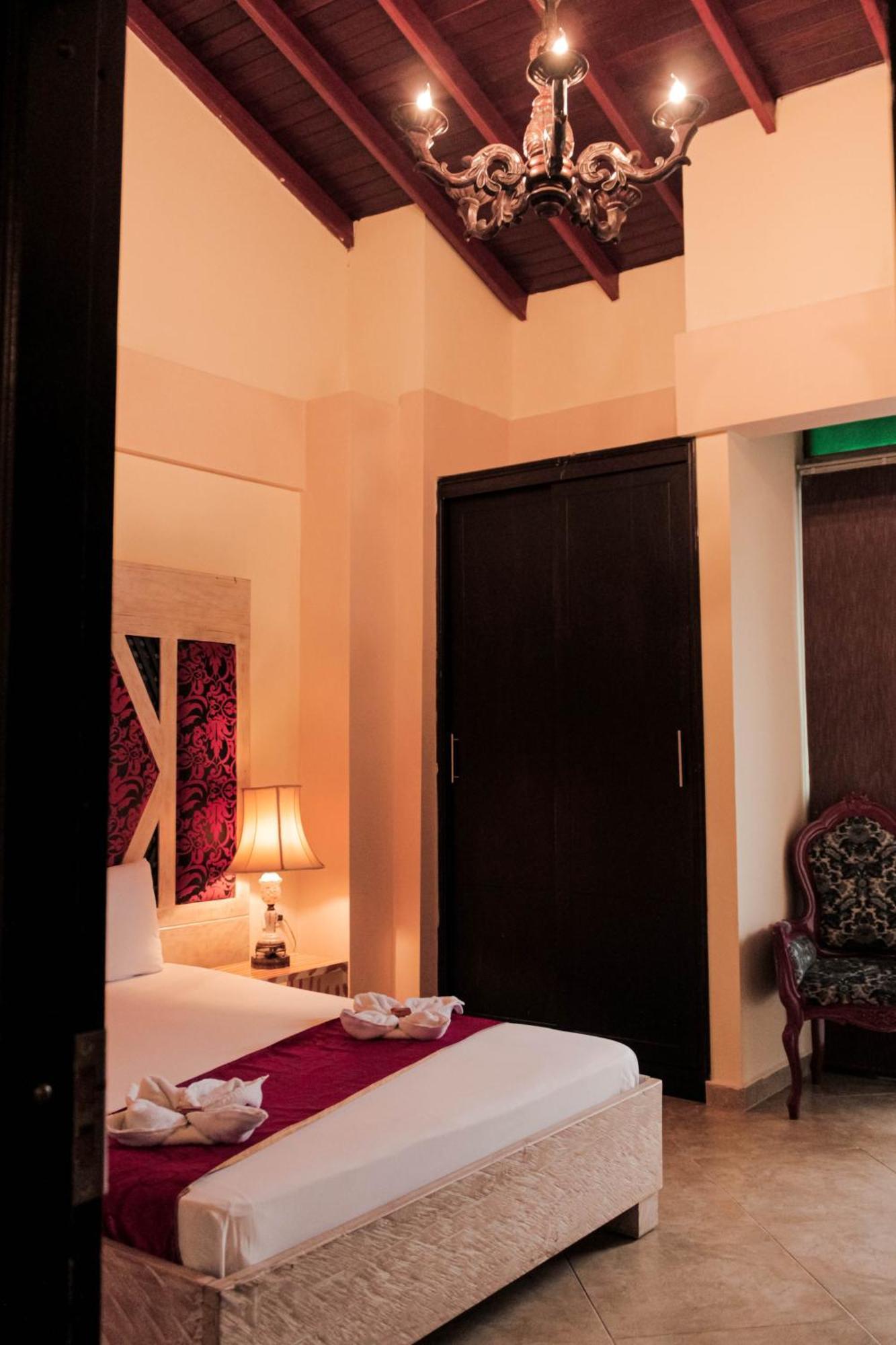 Hotel Plaza Garibaldi Caldas Luaran gambar